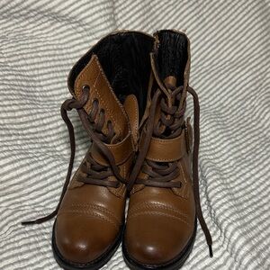 Artisan by zigi brown boots.